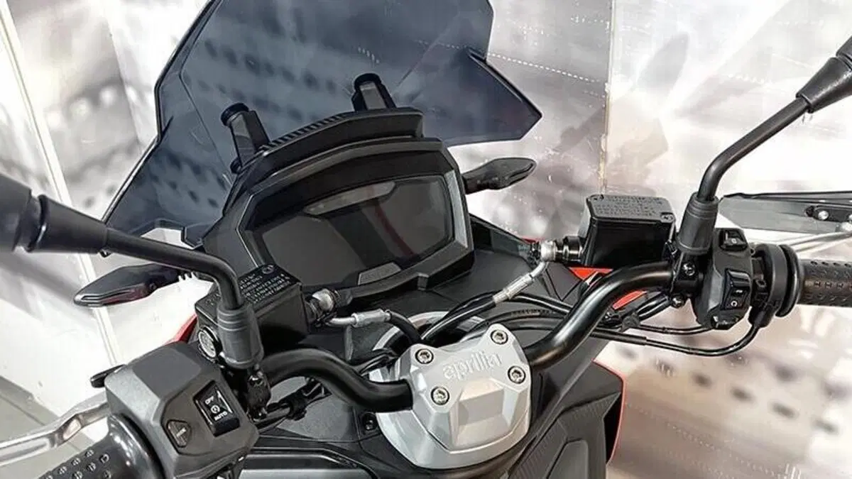 Aprilia SR GT 200 (2022 - 24)  (6)