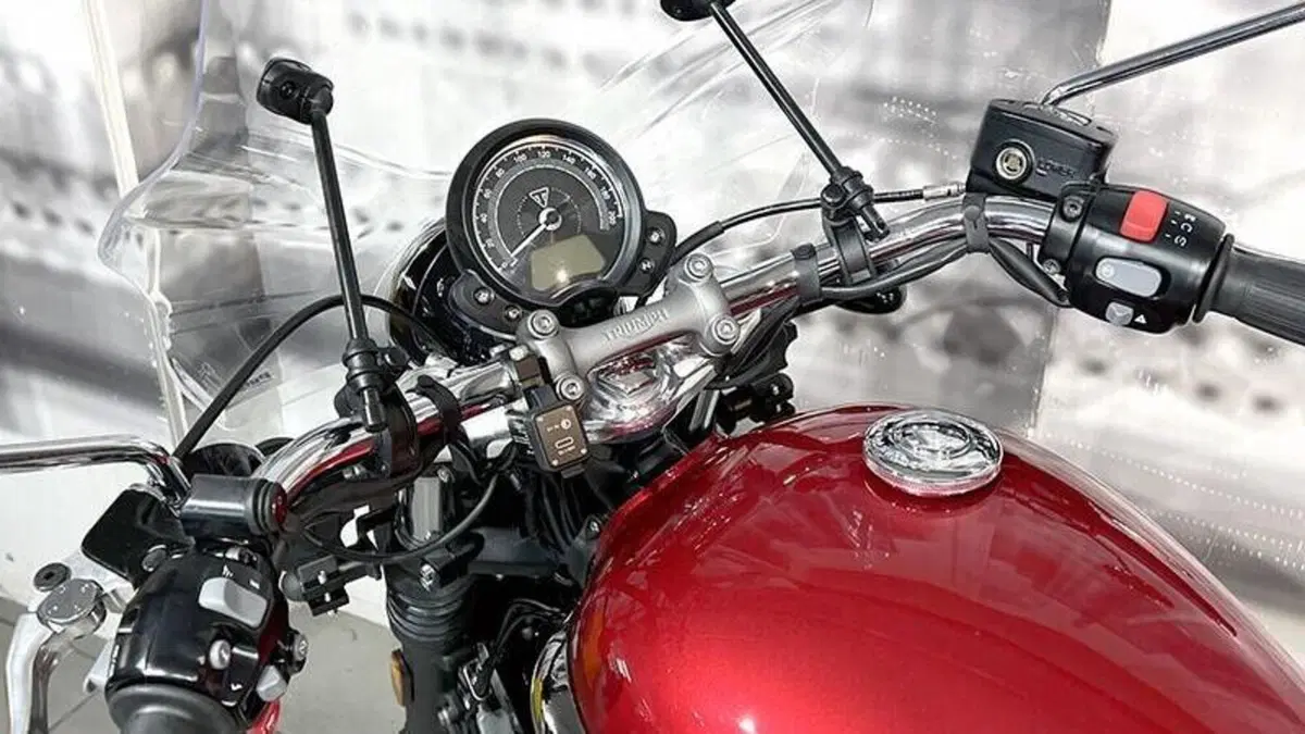 Triumph Bonneville Speedmaster 1200 (2018 - 20)  (6)
