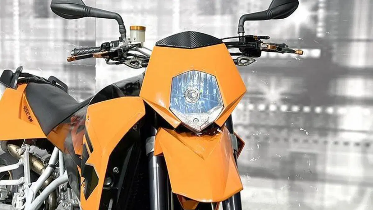 KTM 950 Supermoto (2006 - 08)  (9)