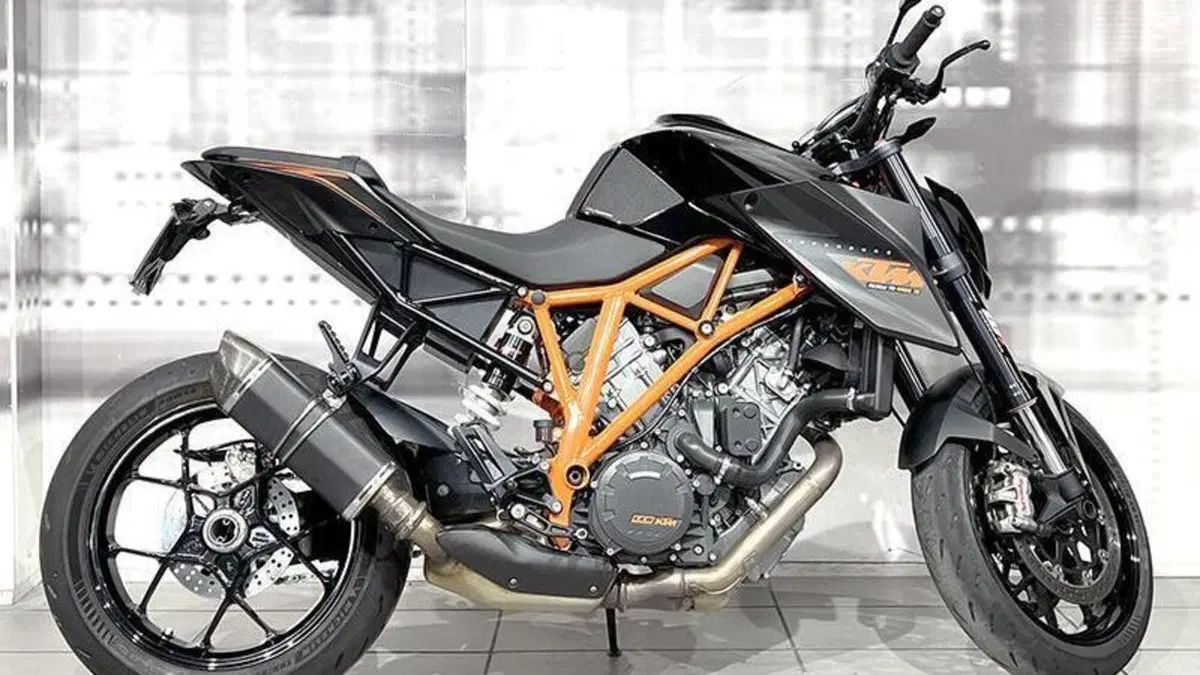 KTM 1290 Super Duke R ABS (2014 - 16)  (8)