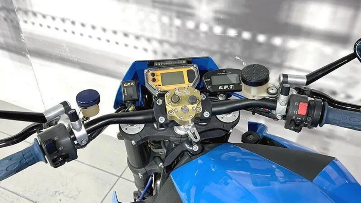 KTM 990 Super Duke (2005 - 07)  (6)