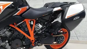 KTM 1290 Super Duke GT (2021)  (9)