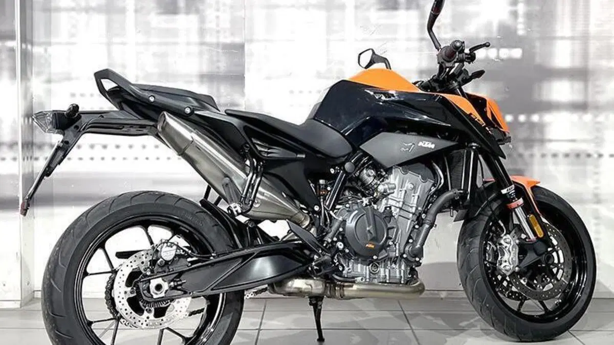 KTM 890 Duke (2021 - 23)  (8)