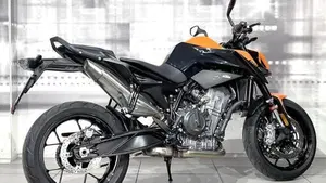 KTM 890 Duke (2021 - 23)  (8)