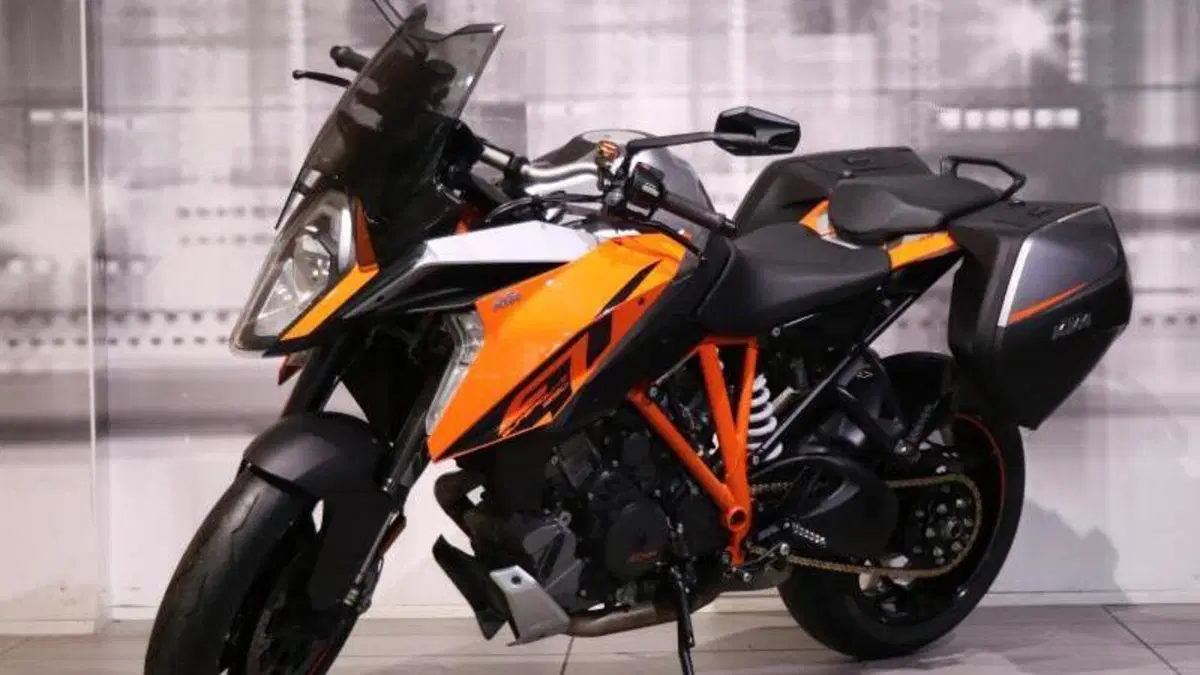 KTM 1290 Super Duke GT ABS (2016 - 18)  (7)