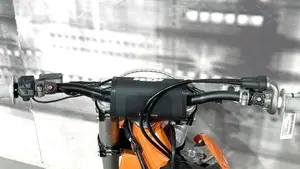 KTM 250 SX-F (2022)  (6)