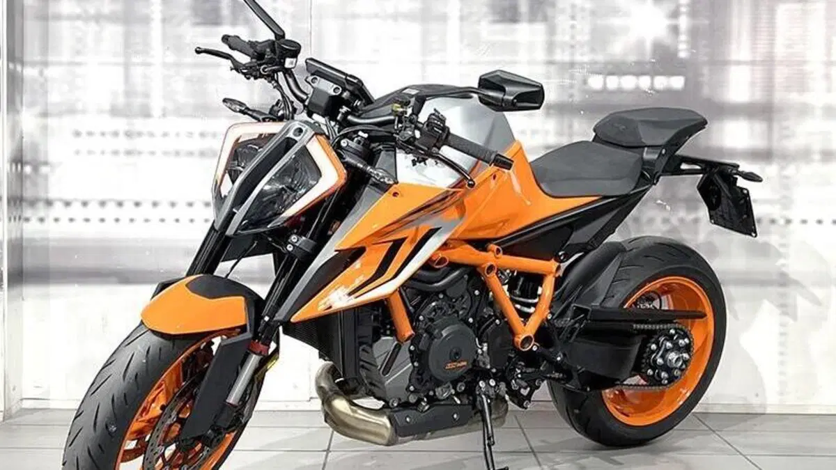 KTM 1290 Super Duke R (2022 - 23)  (7)
