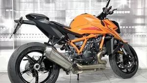 KTM 1390 Super Duke R (2024 - 26)  (8)