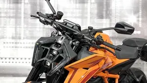 KTM 1390 Super Duke R (2024 - 26)  (9)