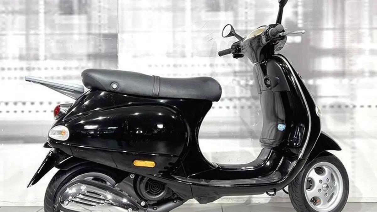 Vespa 150 ET4 (1999 - 01)  (8)