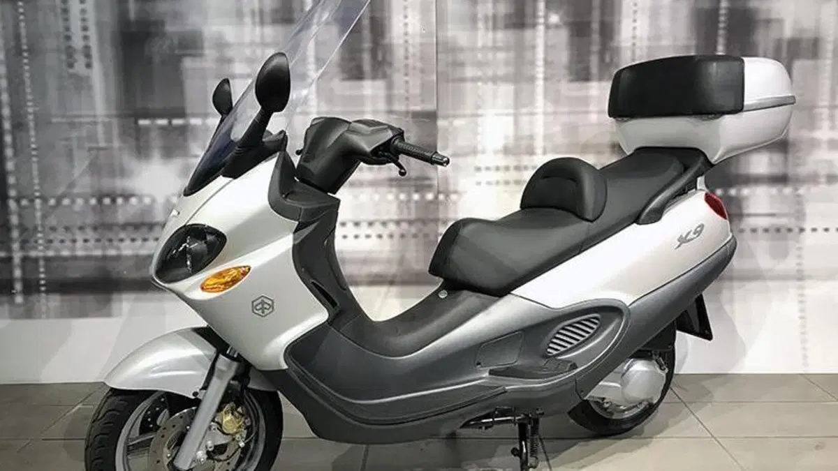Piaggio X9 250 (2000 - 01)  (6)