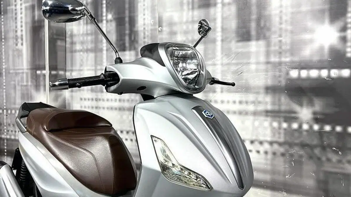 Piaggio Beverly 350 SportTouring ie (2011 - 15)  (9)