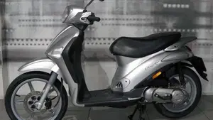 Piaggio Liberty 50 2T (2004 - 15)  (6)