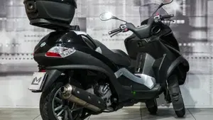 Piaggio MP3 LT 400 (2009 - 11)  (8)