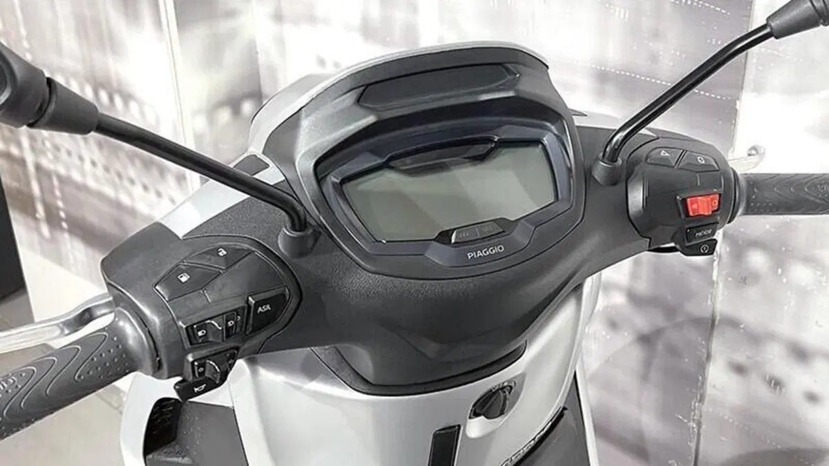 Piaggio Beverly 400 ABS-ASR (2021 - 24)  (6)