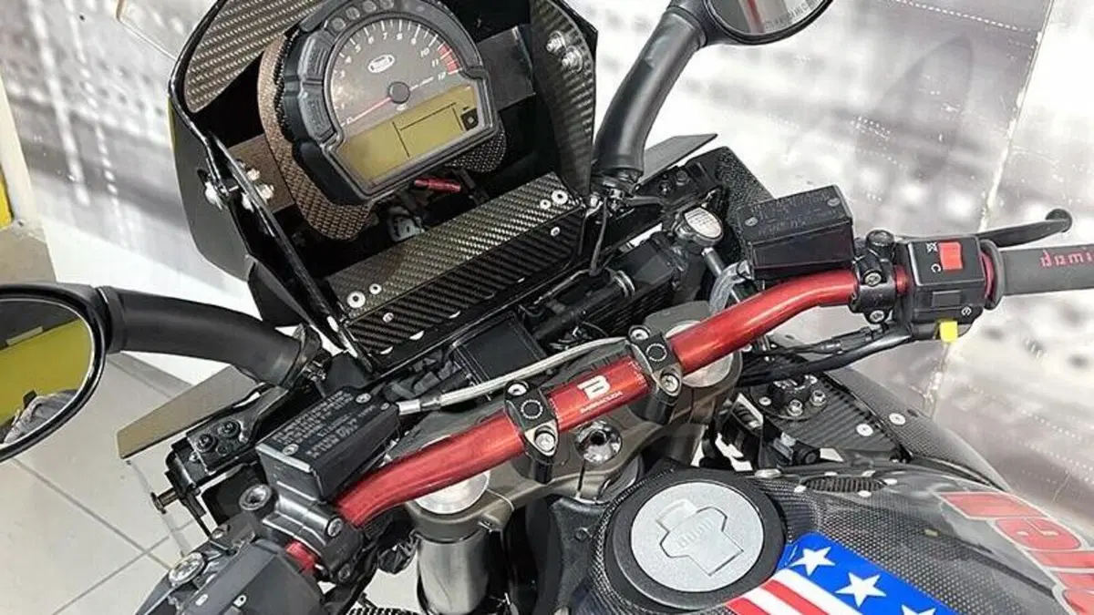 Buell 1125 R  (6)