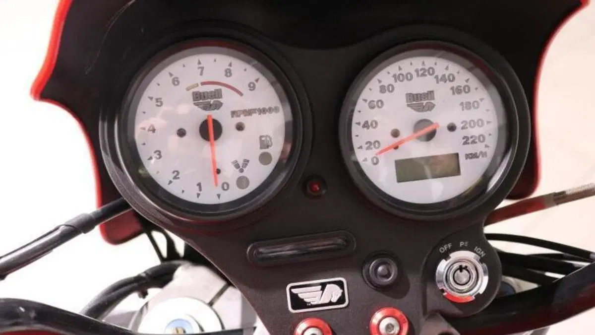 Buell Lightning X1 1200  (6)