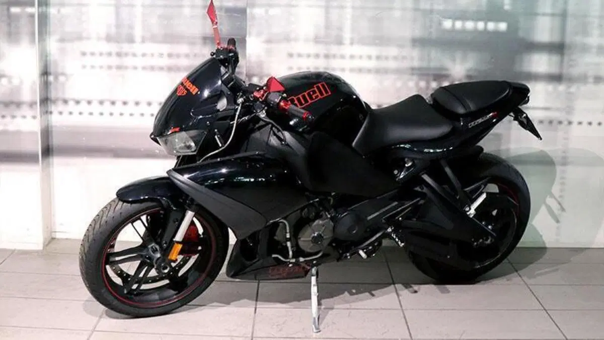 Buell 1125 CR  (6)