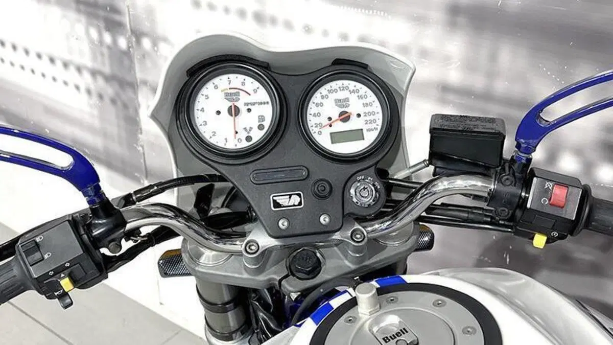 Buell Lightning X1 1200  (6)