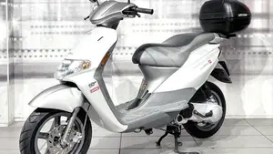 Derbi Atlantis 50 Two Chic (2005 - 07)  (7)