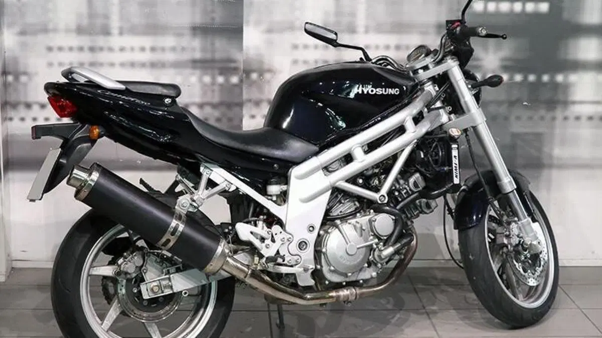 Hyosung Comet GT 650 P (2004 - 16)  (8)