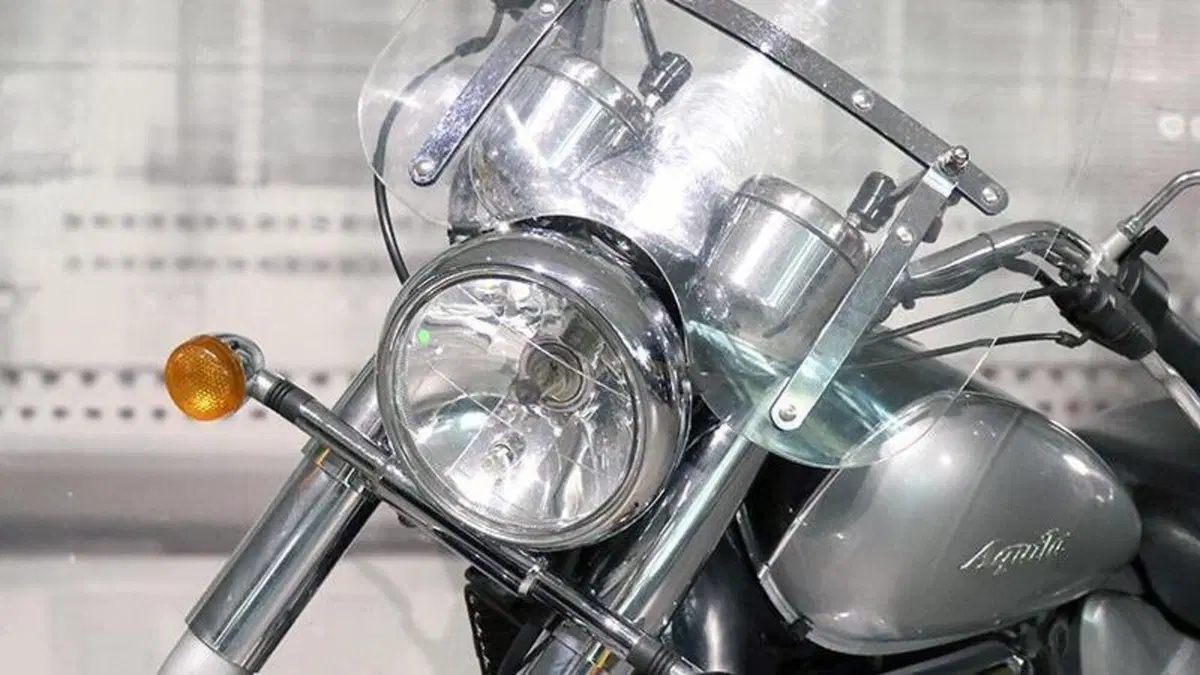 Hyosung Aquila 250 GV (2004 - 16)  (8)