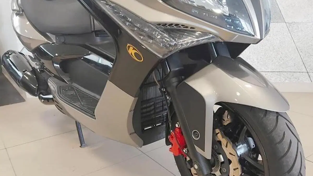 Kymco Xciting 300i R (2007 - 14)  (6)