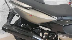Kymco Xciting 300i R (2007 - 14)  (7)