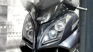 Kymco Downtown 300i (2009 - 17)  (9)
