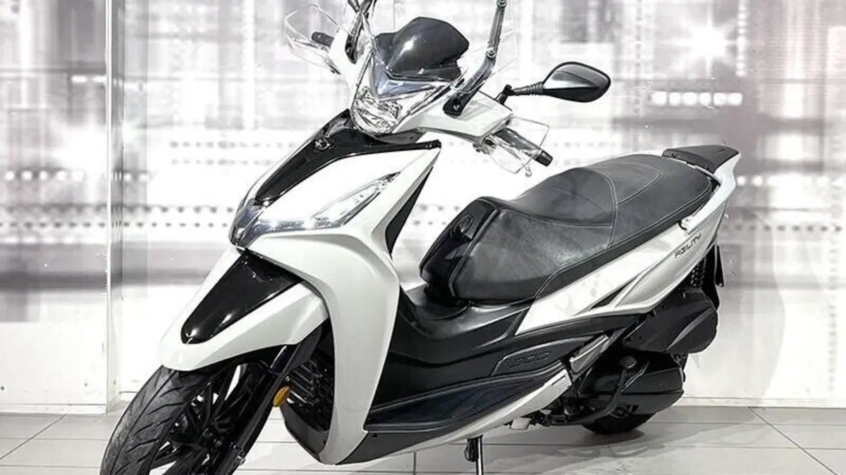 Kymco Agility 300i (2020)  (7)