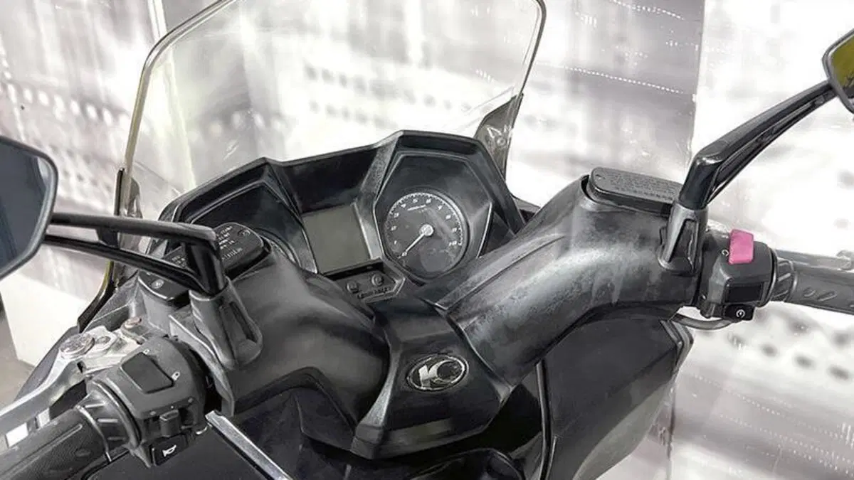 Kymco Downtown 350i ABS (2016 - 20)  (6)