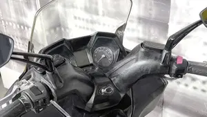 Kymco Downtown 350i ABS (2016 - 20)  (6)
