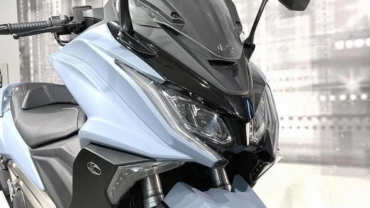 Kymco AK 550 ETS (2021 - 26)  (9)