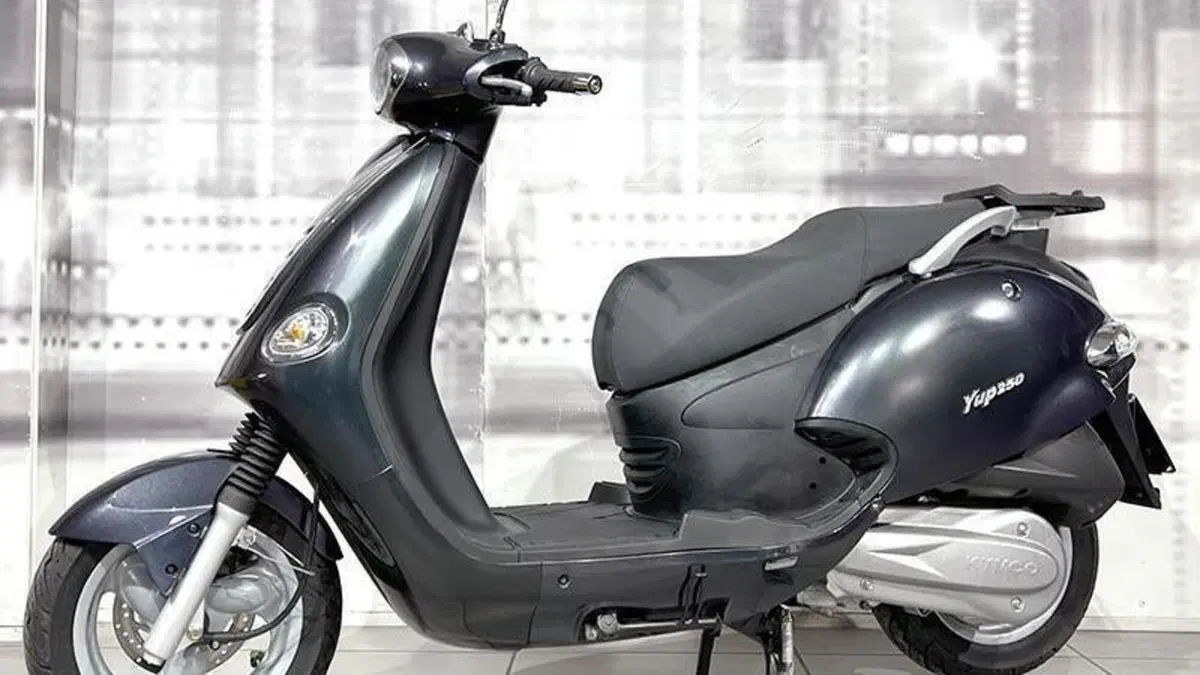 Kymco Yup 250  (7)