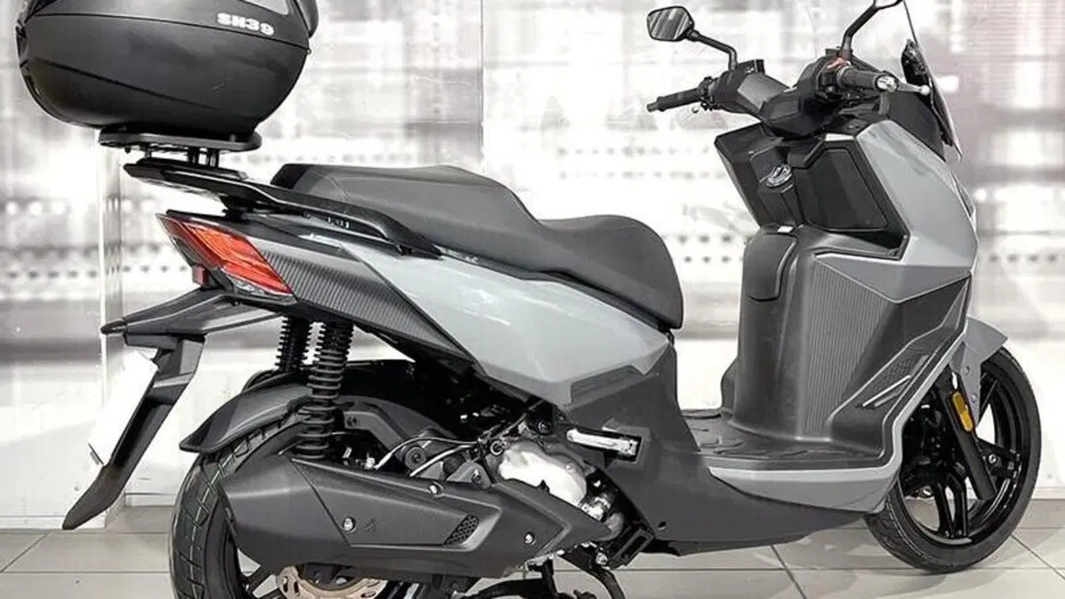Sym Joyride 300 (2025)  (8)
