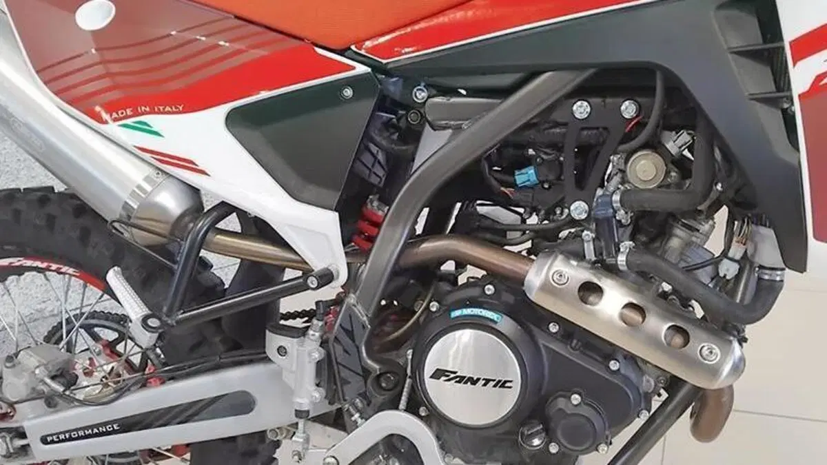 Fantic Motor XEF 125 Competition (2023 - 24)  (8)