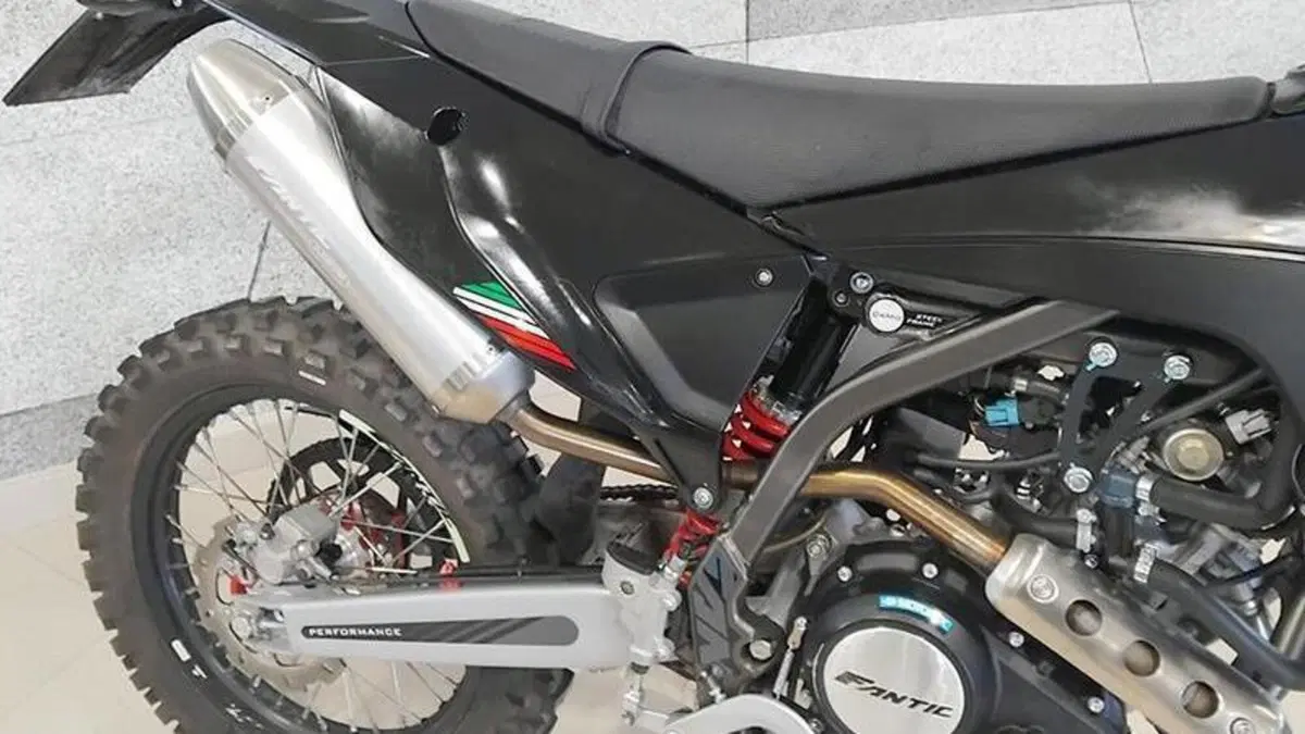 Fantic Motor XEF 125 Competition (2023 - 24)  (7)