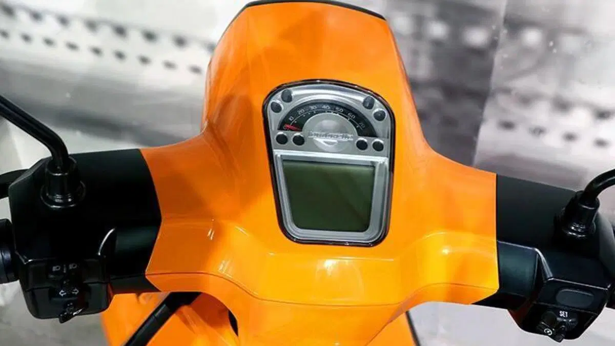 Lambretta V50 Special (2018 - 20)  (6)