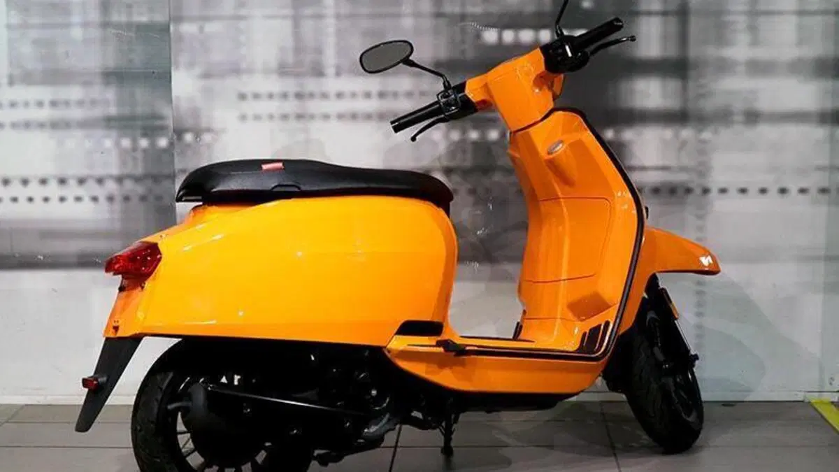 Lambretta V50 Special (2018 - 20)  (8)