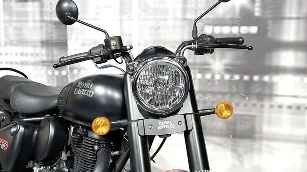 Royal Enfield Classic 350 (2021 - 26)  (8)