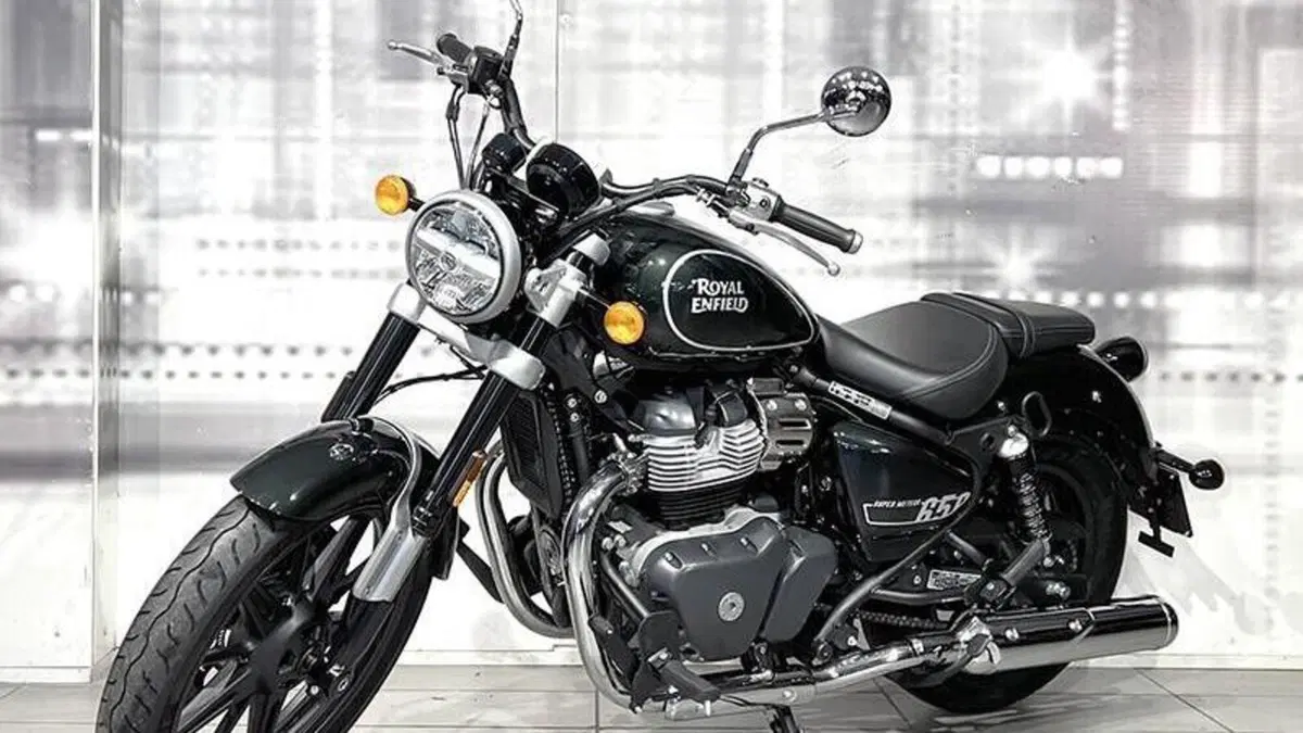 Royal Enfield Super Meteor 650 (2023 - 26)  (7)