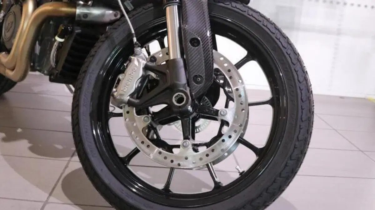 Indian FTR 1200 (2019 - 20)  (9)