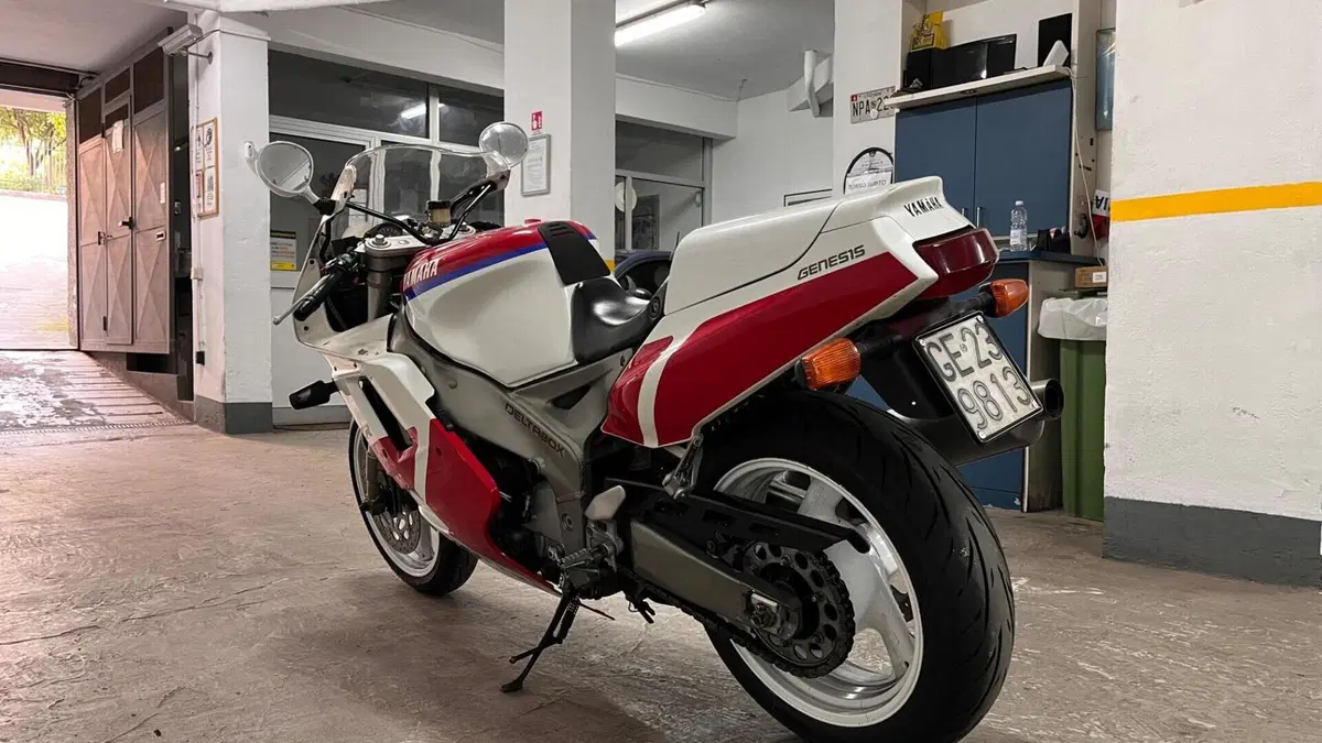 Yamaha   (7)