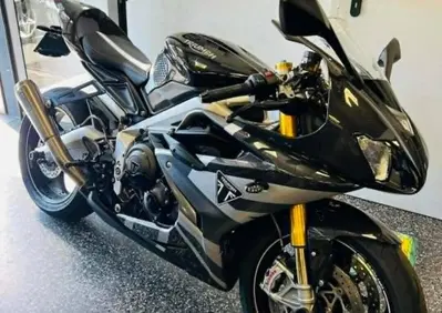 Triumph Daytona 765 Moto2 (2019 - 20) - Annuncio 10020941