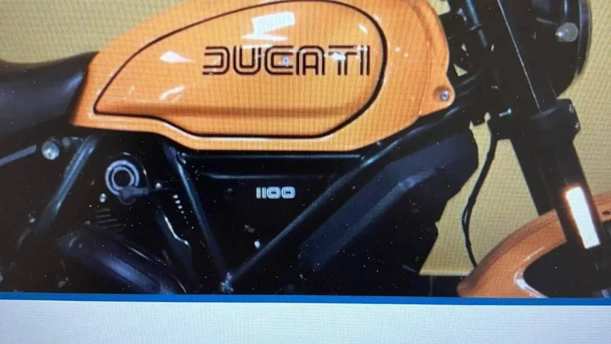 Ducati Scrambler 1100 Tribute Pro (2022 - 24) 