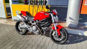 Ducati Monster 696 Plus (2007 - 14) 