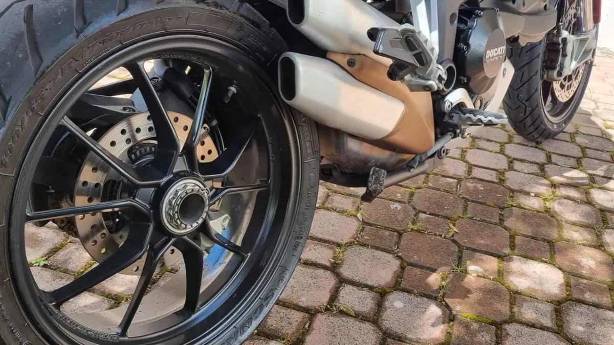 Ducati Multistrada 1200 S Touring (2010 - 12)  (8)