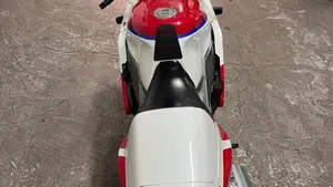 Yamaha FZR 1000 Exup (1991 - 93)  (4)