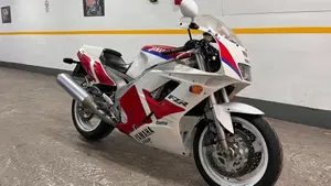 Yamaha FZR 1000 Exup (1991 - 93)  (10)