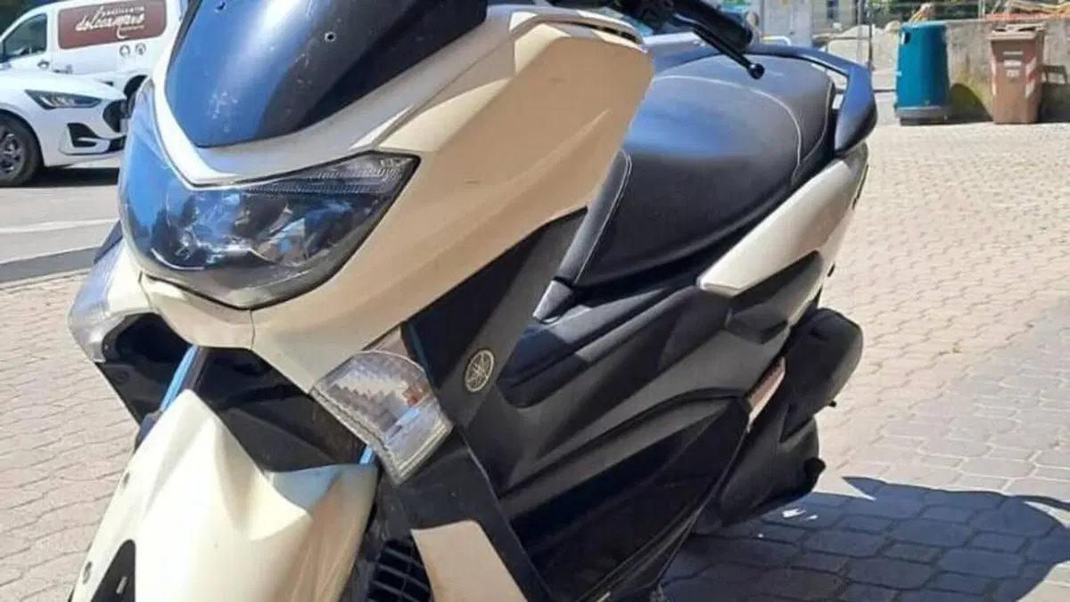 Yamaha N-Max 125 (2017 - 20)  (4)